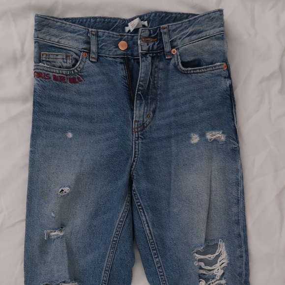h&m distressed jeans